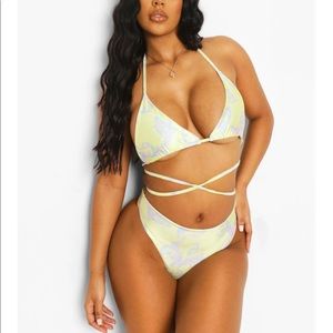 Brocade Print Strappy Triangle Bikini